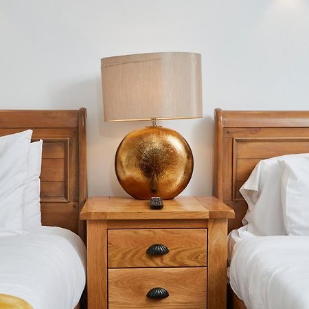 The Nutcracker Suite - Self Check-In, Self-Catering Apartment For East Midlands Airport Kegworth Buitenkant foto