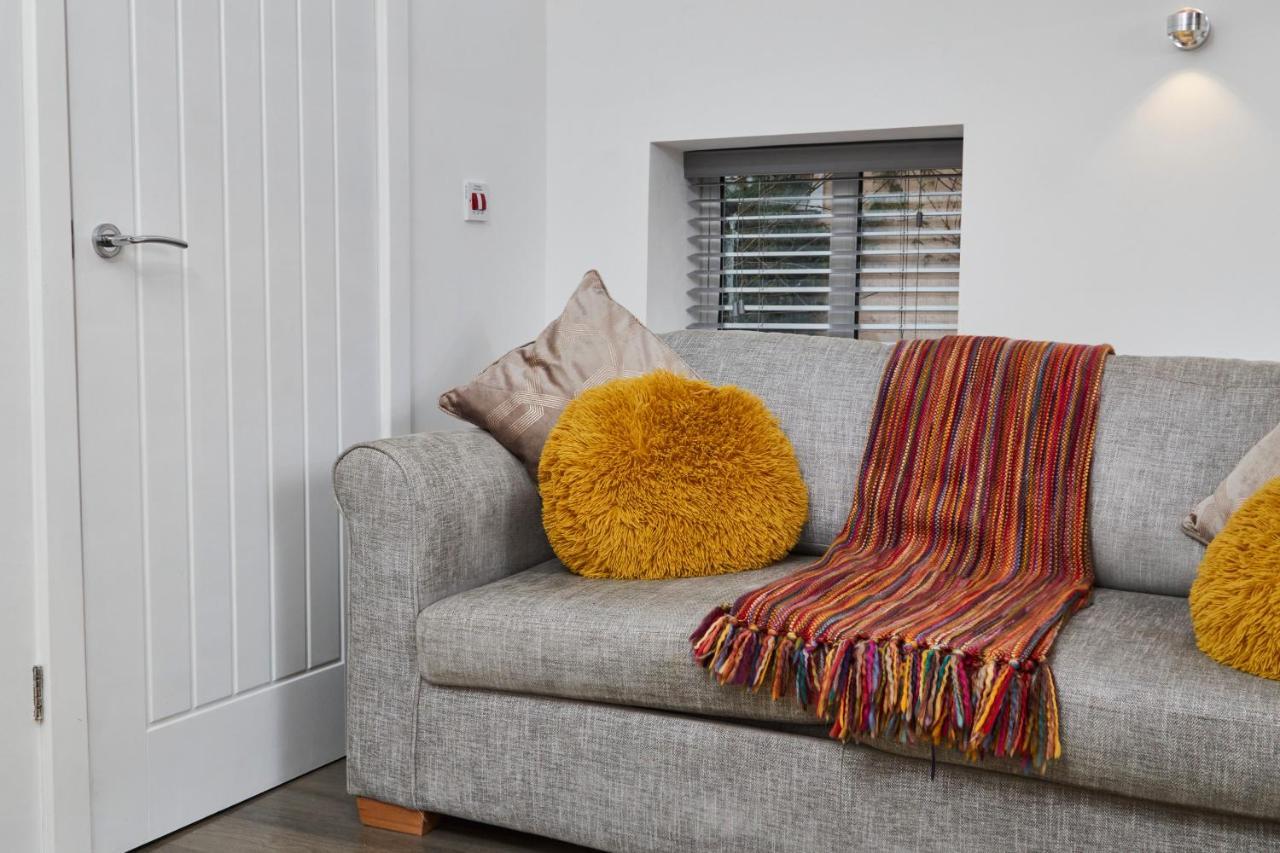 The Nutcracker Suite - Self Check-In, Self-Catering Apartment For East Midlands Airport Kegworth Buitenkant foto